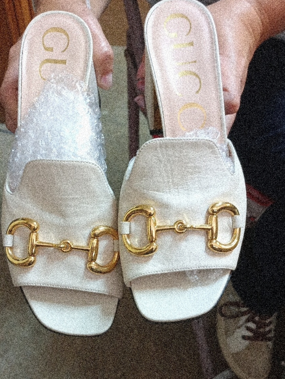 Gucci Cream Open-Toe Slip-On Mules with Gold Horsebit